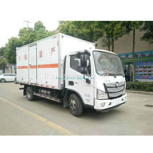 Camion de transport de marchandises dangereuses